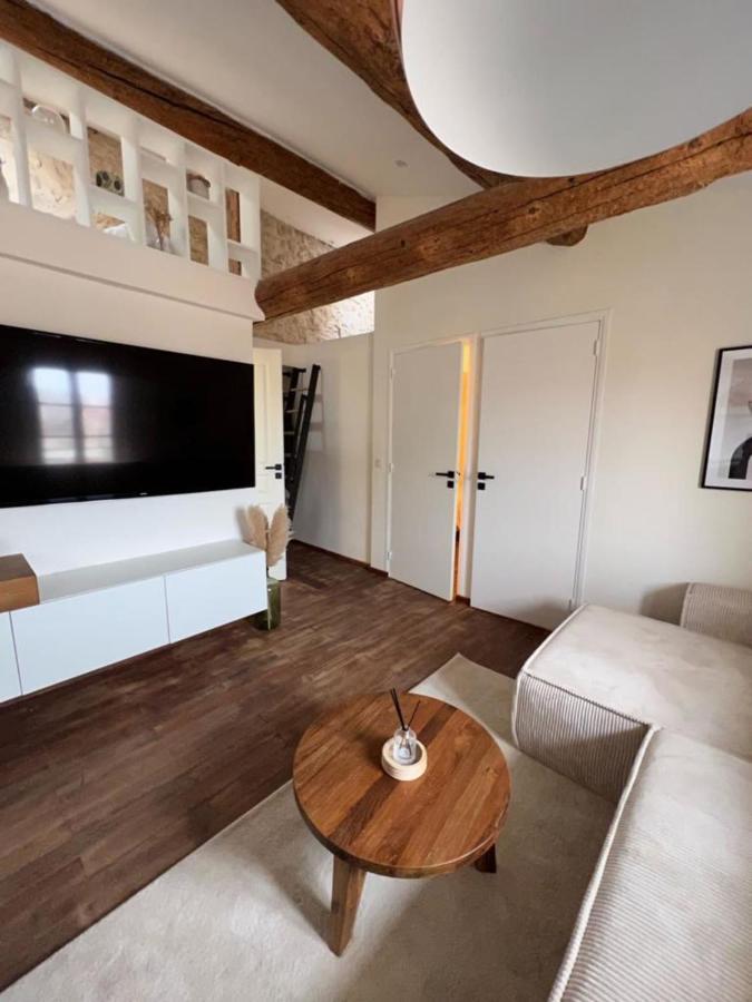 Apartment With Mediterranean Charm In The Heart Of The Provencal Market Antibes Exterior foto